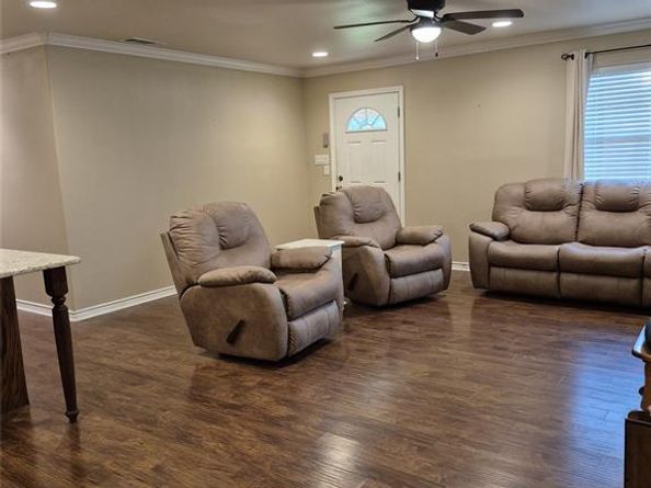 117  Maverick Trail , Oak Point Texas 75068