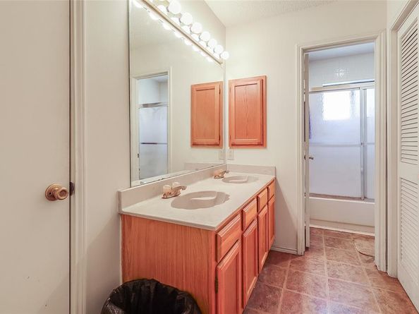 1728  Hackamore Street , Mesquite Texas 75149