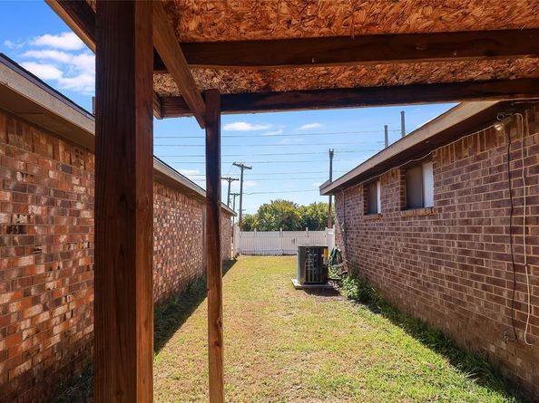 1728  Hackamore Street , Mesquite Texas 75149