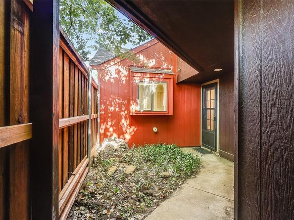 1728  Hackamore Street , Mesquite Texas 75149