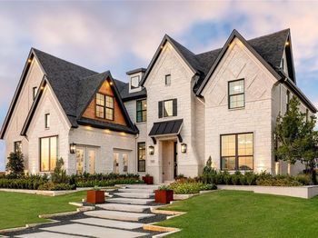 2820  Firefly Place 