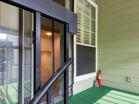 6220  Bentwood Trail  205, Dallas Texas 75252