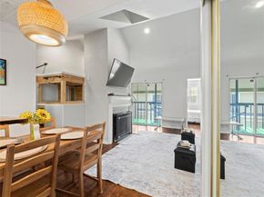 6220  Bentwood Trail  205, Dallas Texas 75252