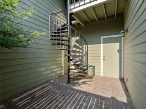 6220  Bentwood Trail  205, Dallas Texas 75252