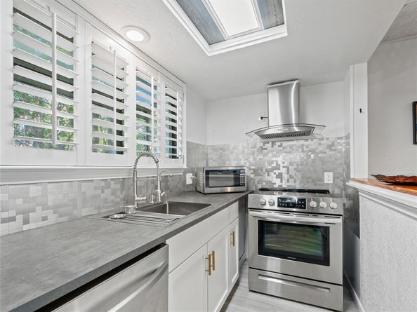 6220  Bentwood Trail  205, Dallas Texas 75252