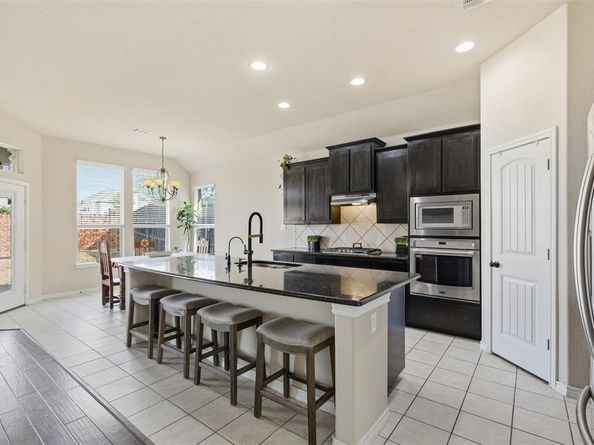 5032  Breezewind Lane , Fort Worth Texas 76123