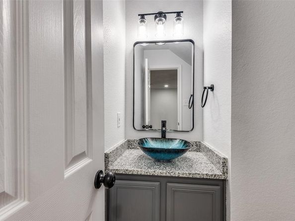 6524  Willow Oak Court , Fort Worth Texas 76112