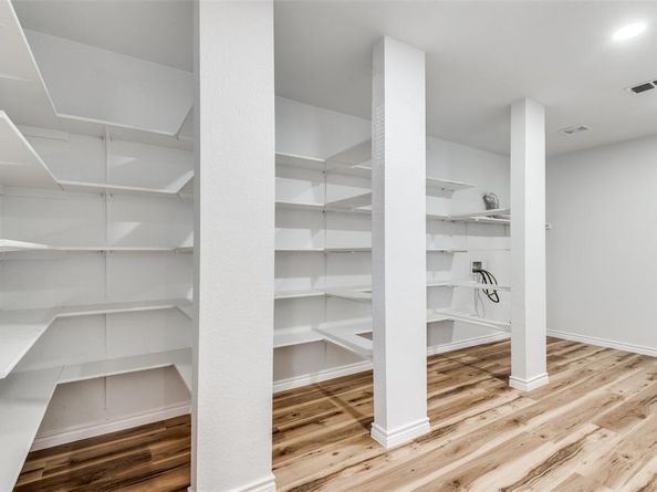 6524  Willow Oak Court , Fort Worth Texas 76112