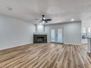 6524  Willow Oak Court , Fort Worth Texas 76112