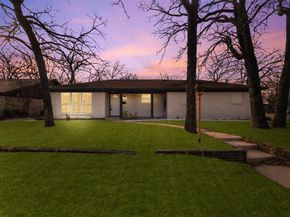 1917  Windlea Drive , Euless Texas 76040