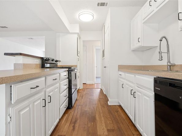 3021  Dupree Street , Irving Texas 75062