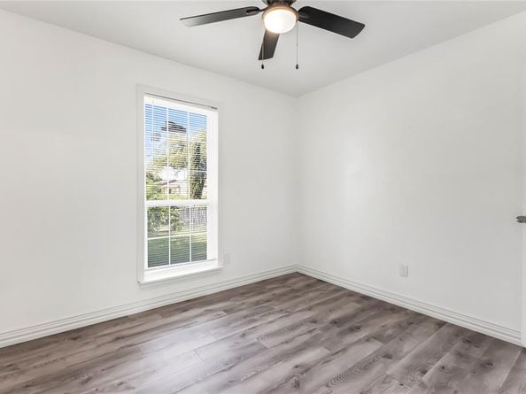 10124  Shayna Drive , Dallas Texas 75217