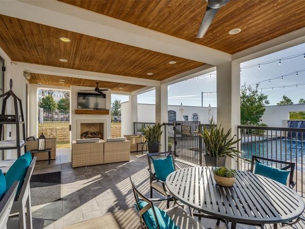 5270  Town And Country Boulevard  332, Frisco Texas 75034