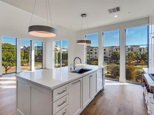 5270  Town And Country Boulevard  332, Frisco Texas 75034