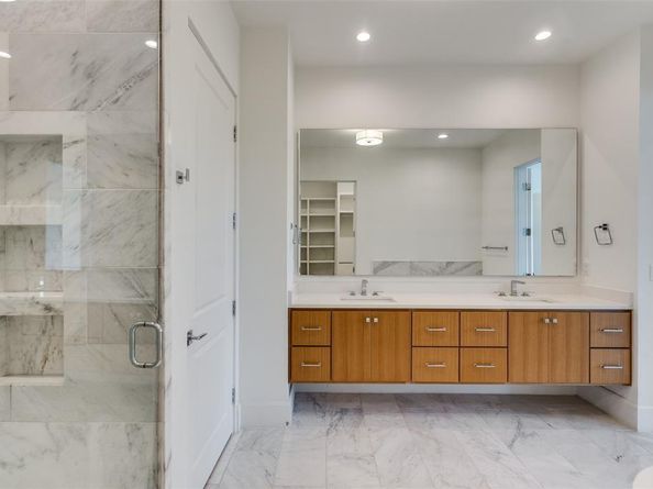 5270  Town And Country Boulevard  332, Frisco Texas 75034