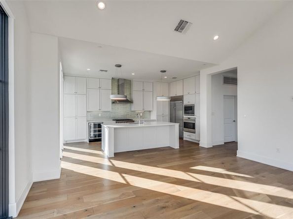 5270  Town And Country Boulevard  332, Frisco Texas 75034