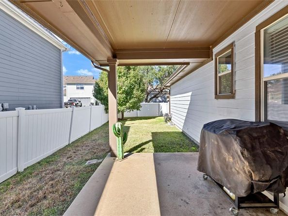 1117  Grey Fox Drive , Savannah Texas 76227