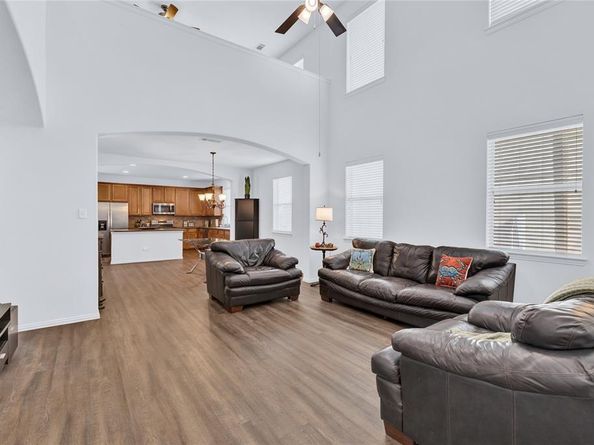 1117  Grey Fox Drive , Savannah Texas 76227