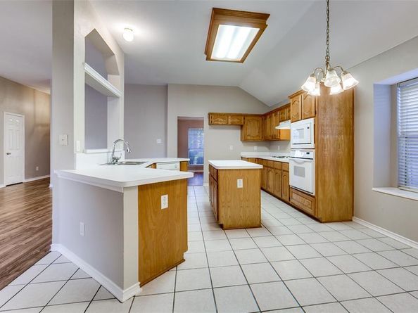 609  Butternut Drive , Garland Texas 75044