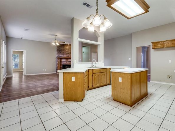 609  Butternut Drive , Garland Texas 75044