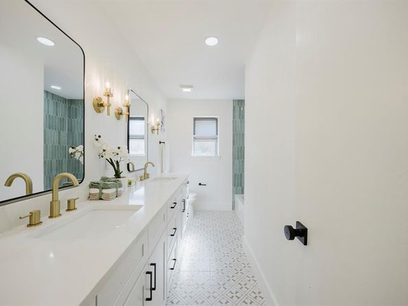 2120  Fairfax Road , Denton Texas 76205