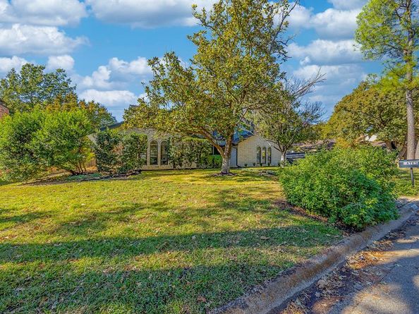 2120  Fairfax Road , Denton Texas 76205