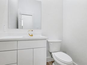 903  18th Street , Dallas Texas 75216