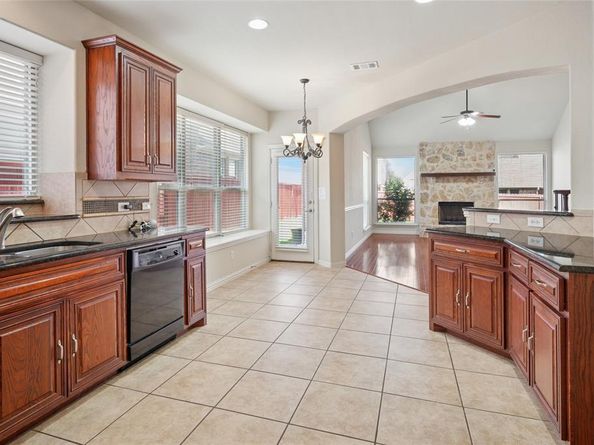 9004  Mcfarland Way , Fort Worth Texas 76244