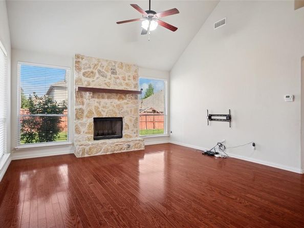 9004  Mcfarland Way , Fort Worth Texas 76244