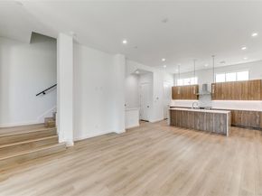 1767  Novela Way , Dallas Texas 75215