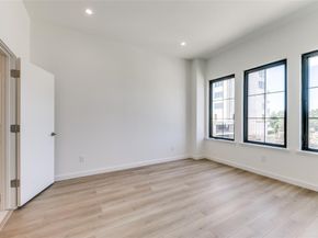 1767  Novela Way , Dallas Texas 75215