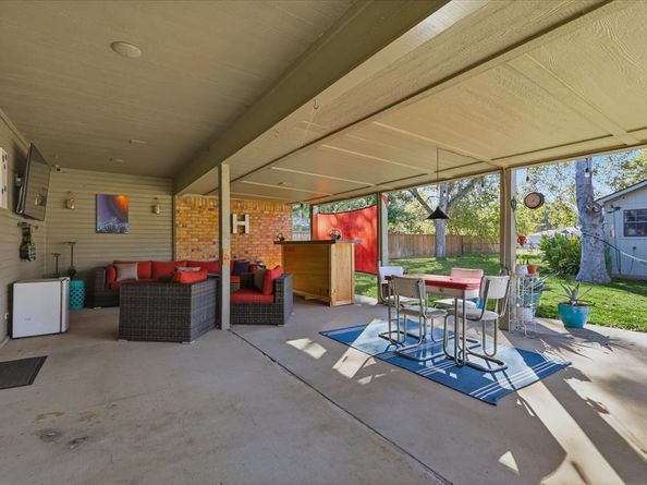 110 E 7th Street , Irving Texas 75060