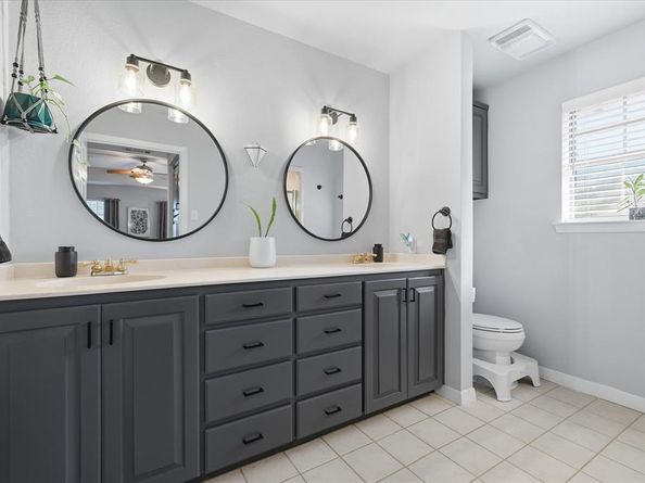 110 E 7th Street , Irving Texas 75060