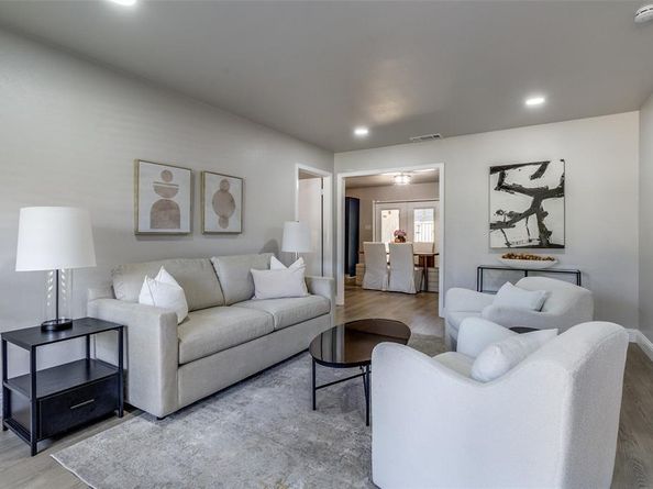 8829  Clearwater Drive , Dallas Texas 75243