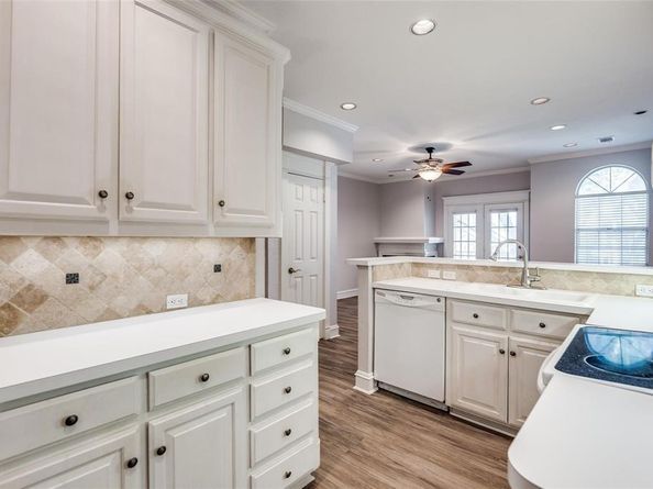 5325  Bent Tree Forest Drive  2244, Dallas Texas 75248