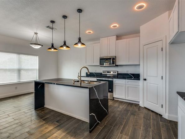 5500  Patton Drive , Fort Worth Texas 76112