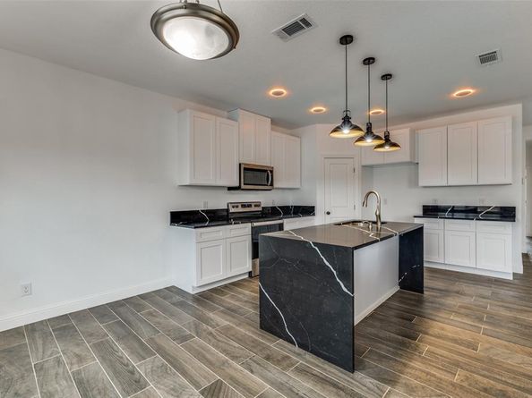 5500  Patton Drive , Fort Worth Texas 76112