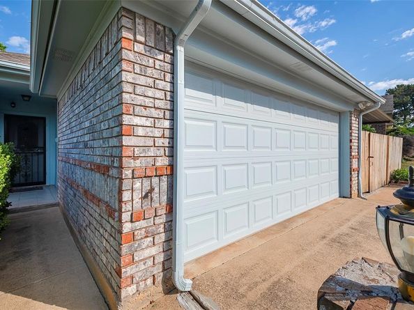 416  Birchwood Lane , Fort Worth Texas 76108