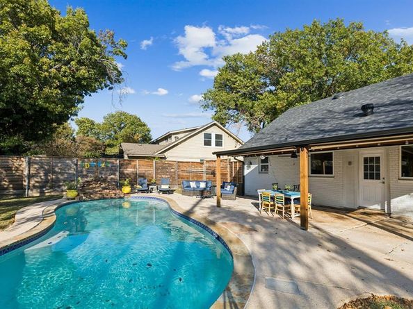 3515  Bangor Court W, Irving Texas 75062