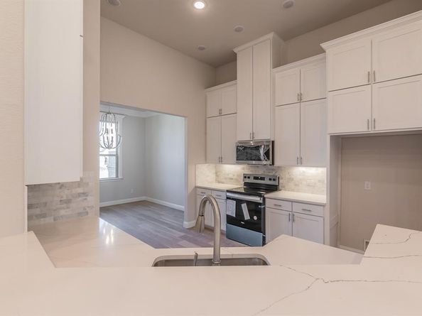 1600  Sea Breeze Court , Azle Texas 76020