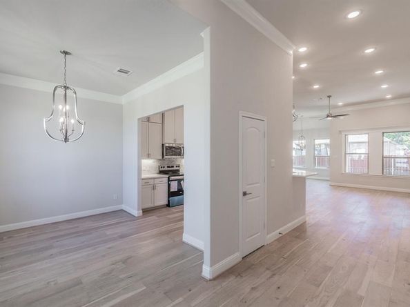 1600  Sea Breeze Court , Azle Texas 76020