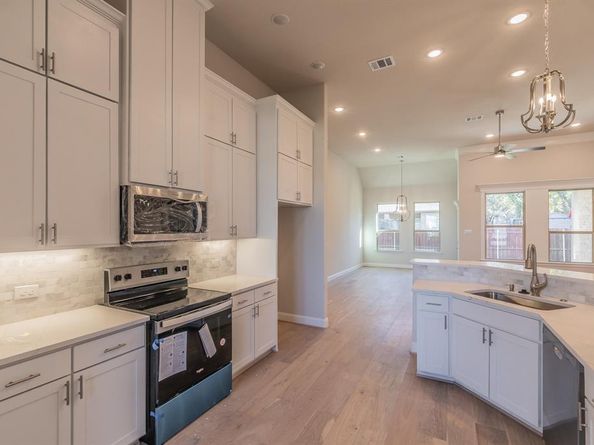 1600  Sea Breeze Court , Azle Texas 76020