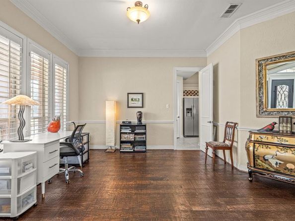 2537  Avalon Drive , Lewisville Texas 75056