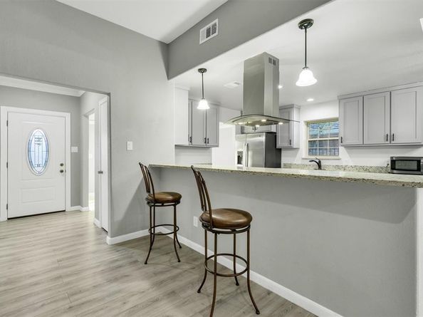 7171  Elliott Drive , Dallas Texas 75227