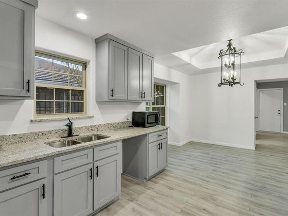 7171  Elliott Drive , Dallas Texas 75227