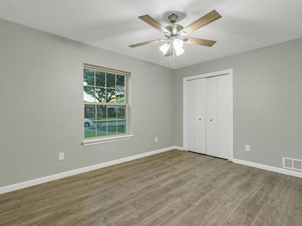 7171  Elliott Drive , Dallas Texas 75227