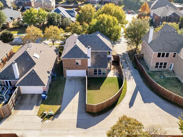 9120  Regal Oaks Drive , McKinney Texas 75072