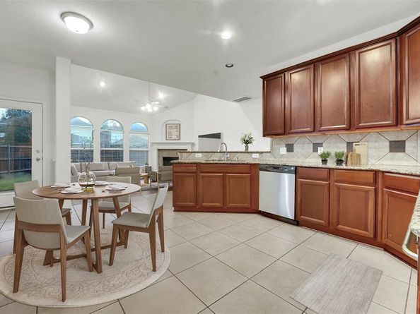 9120  Regal Oaks Drive , McKinney Texas 75072