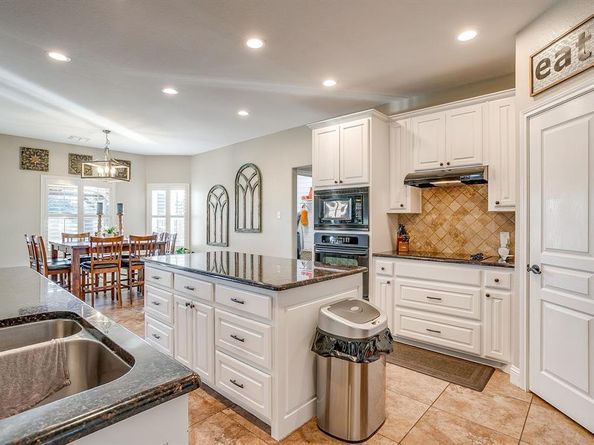 1249  Handkerchief Way , Fort Worth Texas 76052