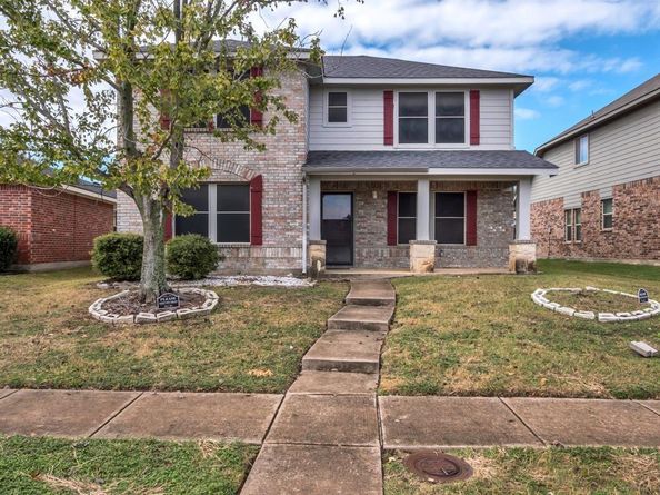 2917  Mayfair Lane , Lancaster Texas 75134